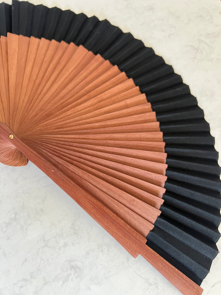 ABANICO PREMIUM NEGRO