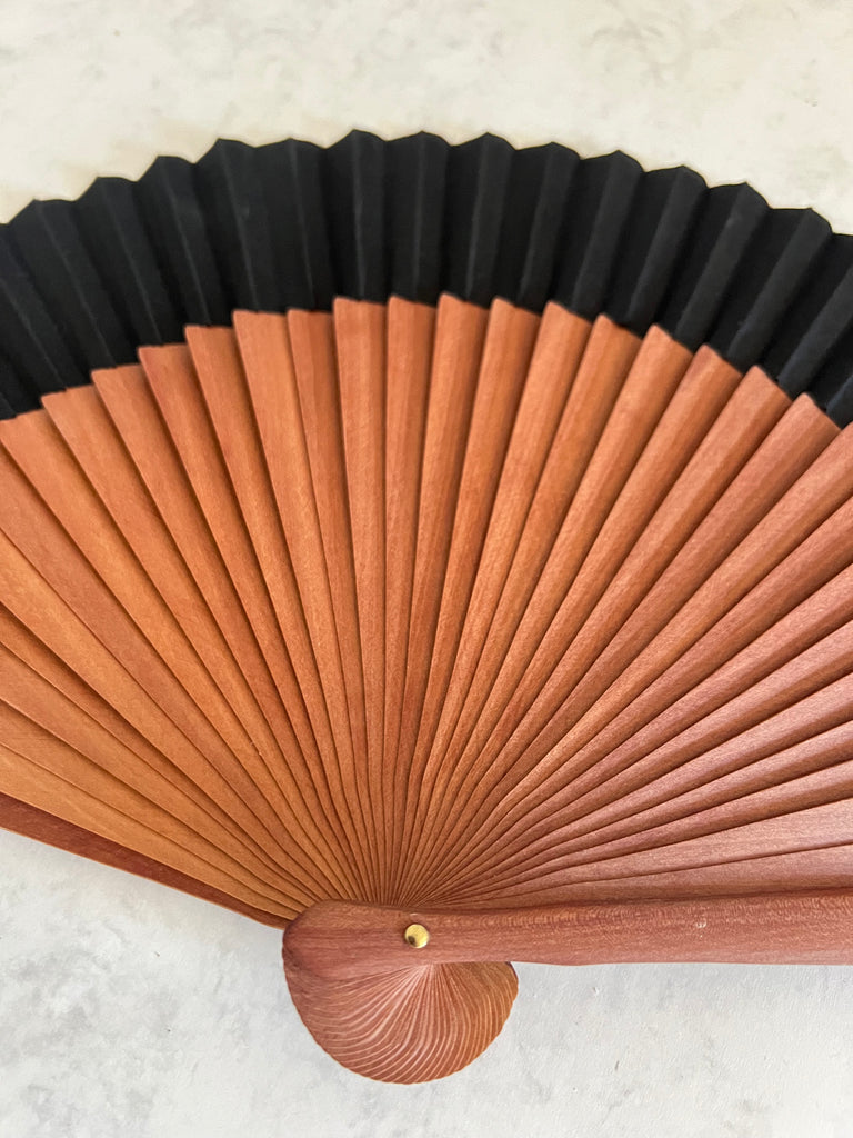 ABANICO PREMIUM NEGRO