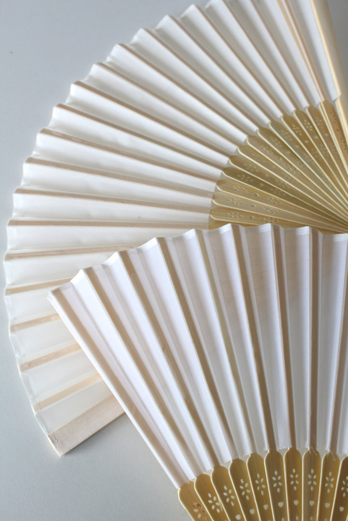 ABANICO BAMBÚ Y TELA TRASLÚCIDA