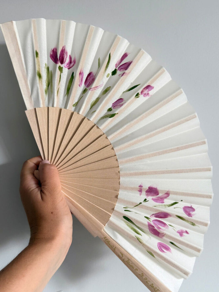 Abanico pintado a mano – Flores