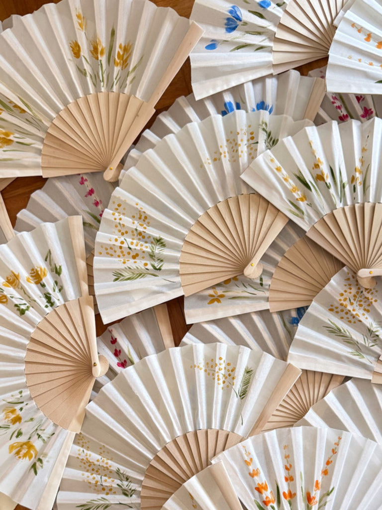 Abanico pintado a mano – Flores
