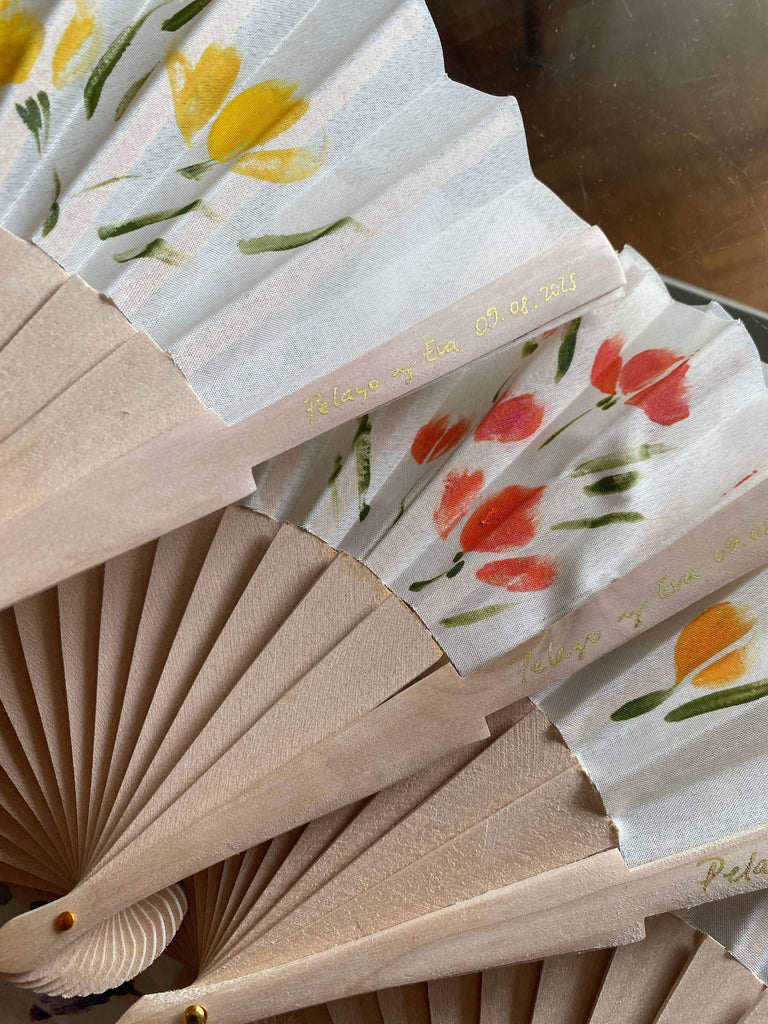 Abanico pintado a mano – Flores