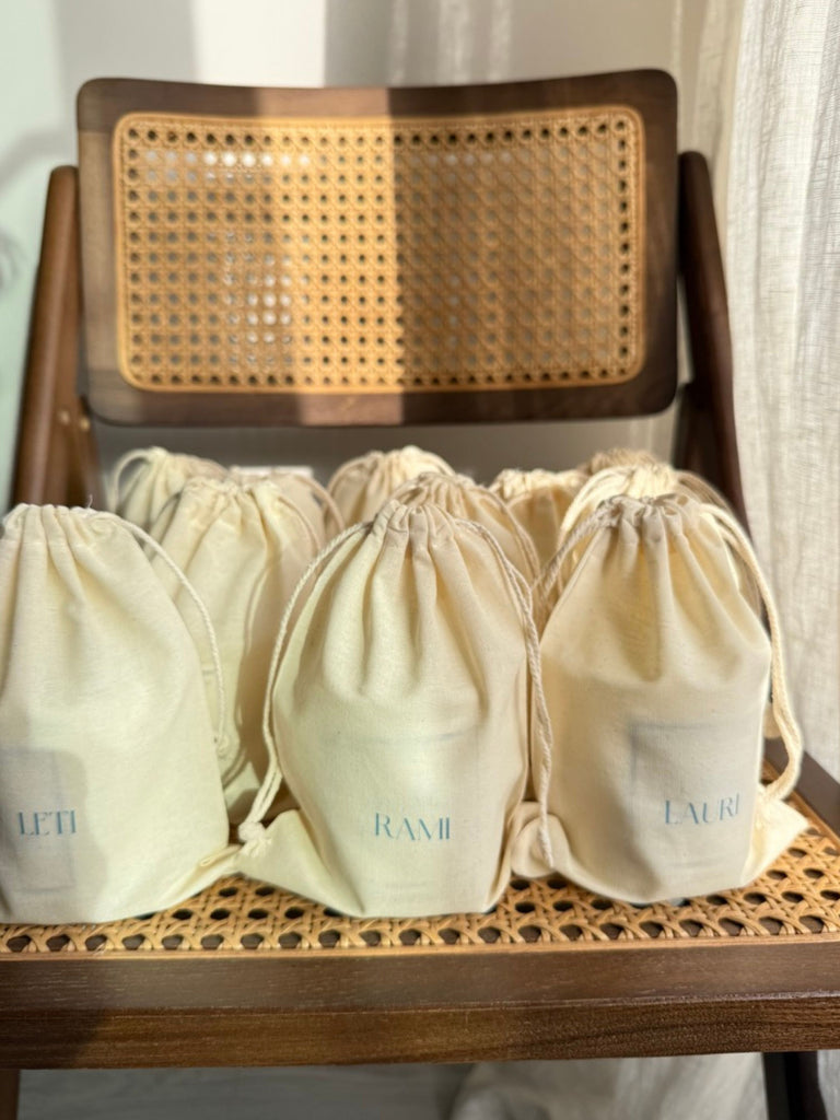 Bolsa de tela personalizada con nombre para regalos de invitados