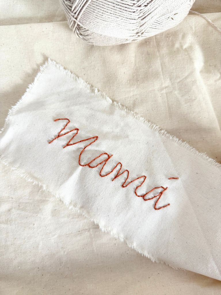 MARCASITIOS BORDADOS SOBRE TELA